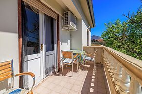 Apartments and Room Petar