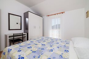 Apartments Ivan C