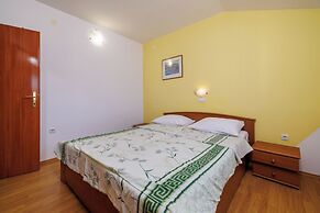 Apartments Ivan C