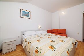 Apartments Ivan C