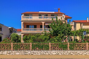 Apartments Ivan C