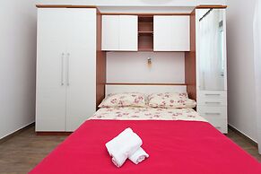 Apartments Tiho