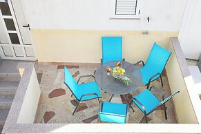Apartments Tiho
