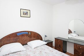 Apartments Tiho