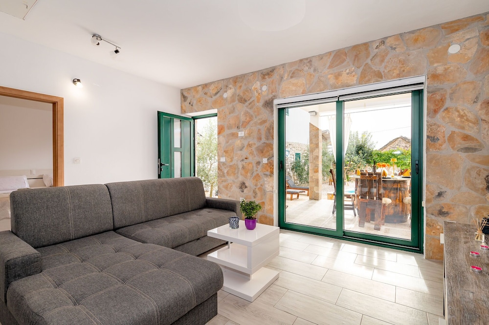 Villa Romantic Oasis