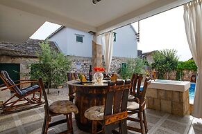 Villa Romantic Oasis