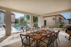 Villa Marnie