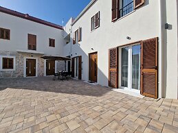 House Miamare