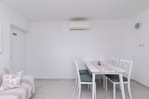 House Zeljko