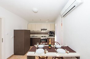 Apartment Yasmin