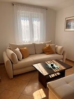 Apartment Yasmin