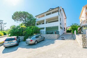 Apartments Ivan M