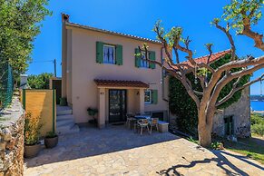 House Dragan D