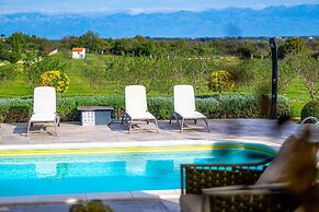 Villa Royal Green Three