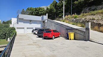 Apartments Liana - Vala