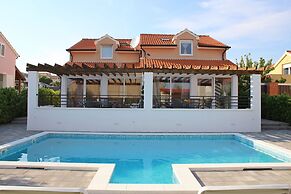 Villa Divine