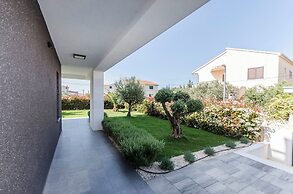 Apartments Ella