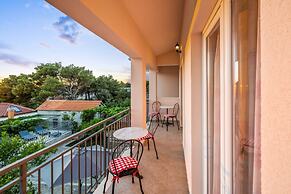 House Jakov