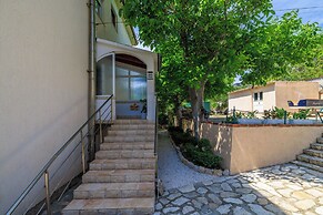 Apartments Biserka