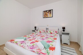 Apartments Stefica