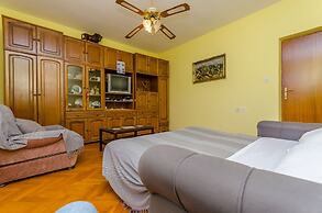 Apartment Marin
