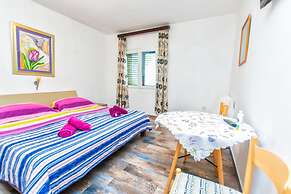 Apartment Goran
