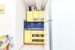 Apartment Goran