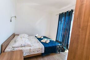 Apartment Goran