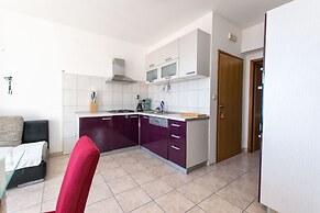 Apartment Goran
