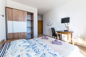 Apartment Goran