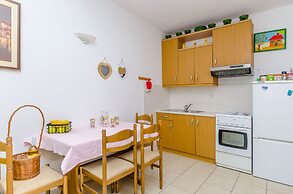 Apartments Stara Maslina