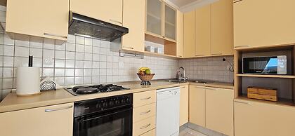 Apartment Buncuga