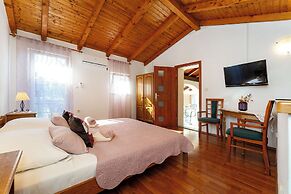Apartments and Room Adriana