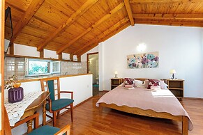 Apartments and Room Adriana