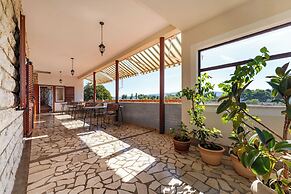Apartments and Room Adriana