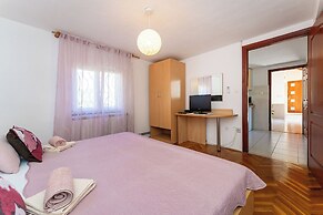 Apartments and Room Adriana