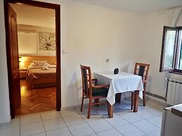 Apartments and Room Adriana