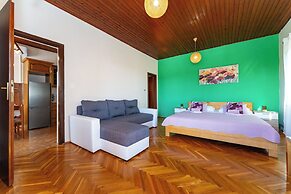 Apartments and Room Adriana