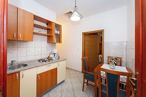 Apartments and Room Adriana