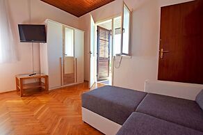 Apartments and Room Adriana