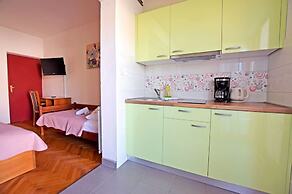 Apartments and Room Adriana
