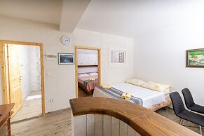 Apartments Serzane