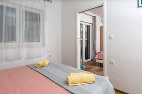Apartments Serzane