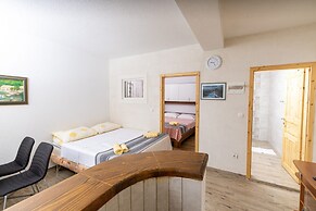 Apartments Serzane