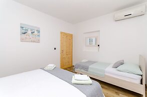 Apartments Serzane