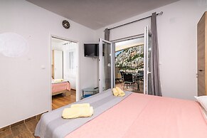 Apartments Serzane
