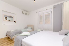 Apartments Serzane