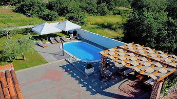 House Leonardo