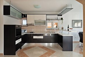 House Leonardo