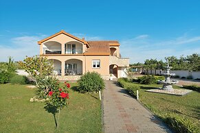 House Leonardo